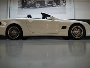 Bild 32/46 von Mercedes-Benz SL 500 (2005)