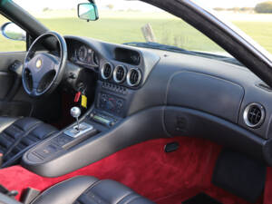 Bild 36/50 von Ferrari 550 Maranello (1999)