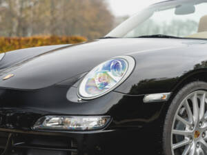 Image 38/96 de Porsche 911 Carrera 4 (2006)