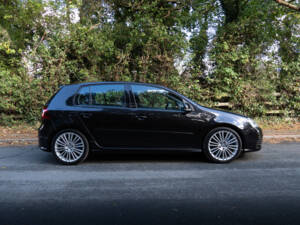 Bild 6/18 von Volkswagen Golf V 3.2 R32 (2006)