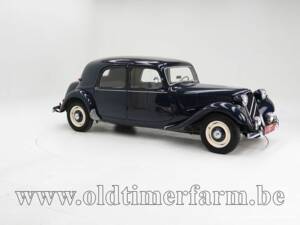 Image 3/15 of Citroën Traction Avant 11 Commerciale (1955)