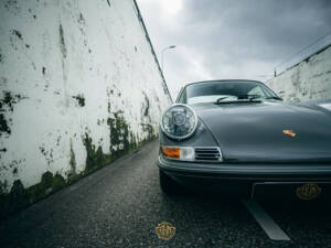 Image 22/50 de Porsche 911 2.4 E &quot;Oilflap&quot; (1972)