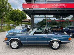 Afbeelding 6/19 van Mercedes-Benz 500 SL (1987)