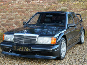 Image 15/50 of Mercedes-Benz 190 E 2.5-16 (1991)