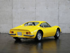 Afbeelding 5/24 van Ferrari Dino 246 GT (1970)