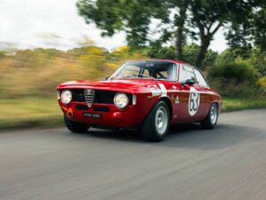 Image 1/16 de Alfa Romeo Giulia Sprint GTA (1965)