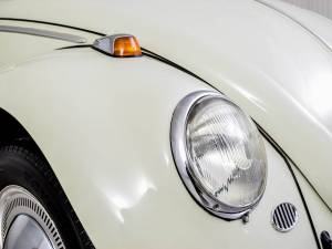Image 15/50 of Volkswagen Beetle 1200 (1965)