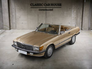 Image 94/99 of Mercedes-Benz 300 SL (1987)