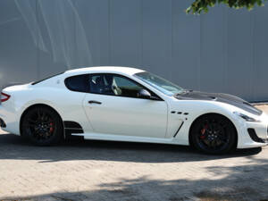 Bild 21/60 von Maserati GranTurismo MC Stradale (2012)