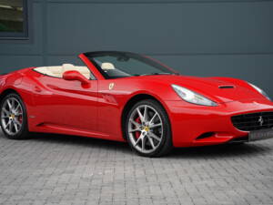Image 1/50 of Ferrari California (2010)