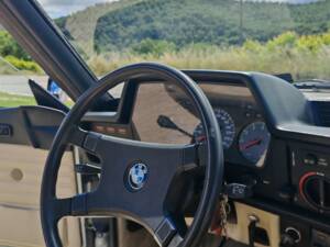 Image 27/46 of BMW 635 CSi (1981)