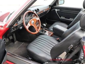 Image 3/41 of Mercedes-Benz 300 SL (1987)