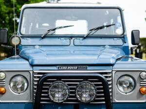 Image 23/50 of Land Rover 110 (1988)