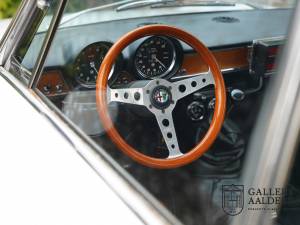 Bild 37/50 von Alfa Romeo Giulia 1300 GT Junior (1970)