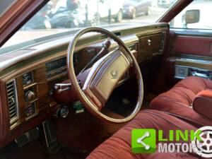 Bild 4/10 von Cadillac Coupe DeVille 7.3 V8 (1978)