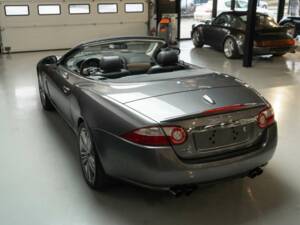 Image 26/46 of Jaguar XKR (2008)