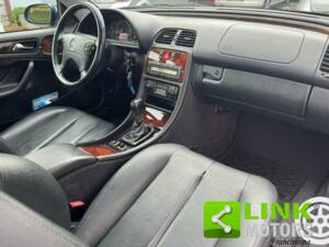 Afbeelding 5/10 van Mercedes-Benz CLK 200 Kompressor (2000)