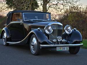 Image 2/50 of Bentley 4 1&#x2F;4 Liter (1937)