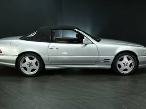 Image 7/30 of Mercedes-Benz SL 600 6.0 AMG (1996)