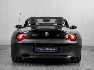 Immagine 13/50 di BMW Z4 2.5i (2003)