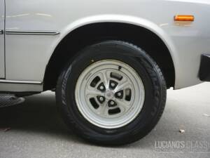 Image 31/66 of FIAT 130 Coupé (1972)