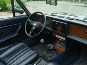 Image 34/50 of FIAT Spider 2000 Pininfarina 50th Anniversary Edition (1981)