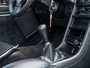 Image 57/80 of Honda CRX (1991)
