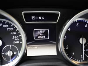Image 4/17 of Mercedes-Benz G 500 (LWB) (2013)