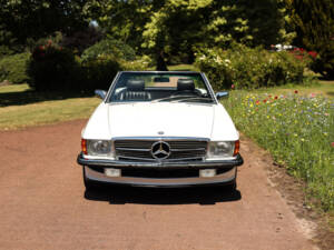 Image 7/85 of Mercedes-Benz 560 SL (1986)