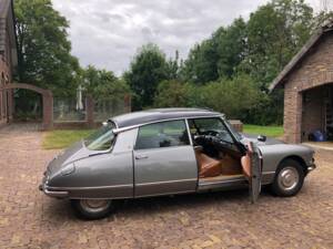 Image 5/14 de Citroën DS 21 Pallas (1967)