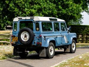 Image 3/50 of Land Rover 110 (1988)