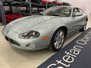 Immagine 1/32 di Jaguar XKR (2003)