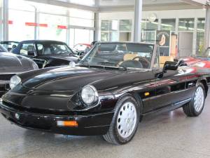 Immagine 1/14 di Alfa Romeo 2.0 Spider (1991)