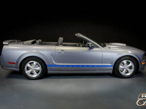 Imagen 6/27 de Ford Mustang GT (2005)