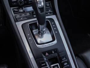 Image 25/50 of Porsche 911 Carrera 4S (2013)