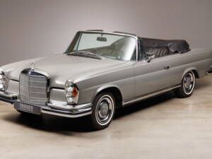 Bild 2/43 von Mercedes-Benz 250 SE (1967)