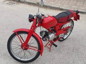 Image 3/22 of Moto Guzzi DUMMY (1960)