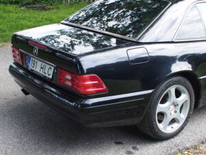 Afbeelding 19/20 van Mercedes-Benz SL 500 (2000)