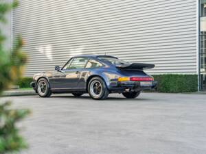 Bild 18/35 von Porsche 911 Carrera 3.2 (1986)