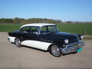 Image 1/9 of Buick Riviera Sedan (1956)