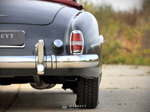 Image 43/59 of Mercedes-Benz 190 SL (1958)