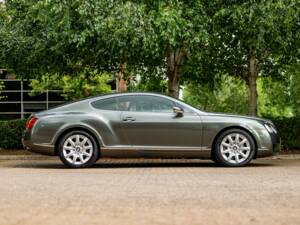 Image 25/50 de Bentley Continental GT (2004)