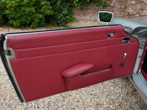 Image 35/50 of Mercedes-Benz 280 SL (1969)