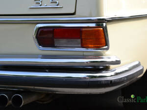 Bild 20/49 von Mercedes-Benz 280 SE 3,5 (1972)