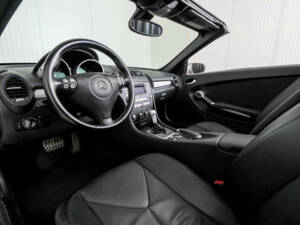 Image 31/50 of Mercedes-Benz SLK 200 Kompressor (2007)