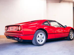 Image 6/15 of Ferrari 328 GTS (1989)