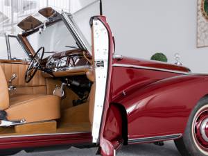 Image 41/49 de Mercedes-Benz 300 S Cabriolet A (1953)