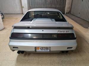 Image 2/7 de Pontiac Fiero GT (1985)