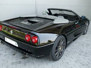 Image 11/20 of Ferrari F 355 Spider (1996)