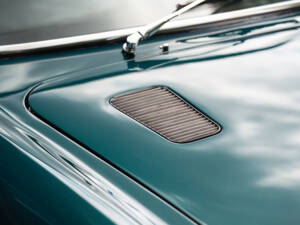 Image 41/50 of Ferrari 365 GTC (1969)